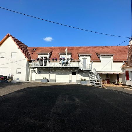 Apartamento Au Parfum Des Roses Gunstett Exterior foto