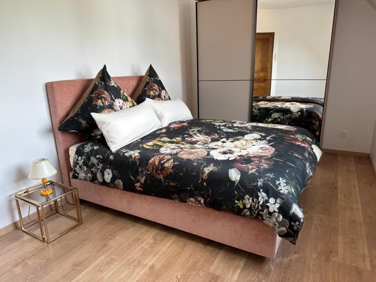 Apartamento Au Parfum Des Roses Gunstett Exterior foto